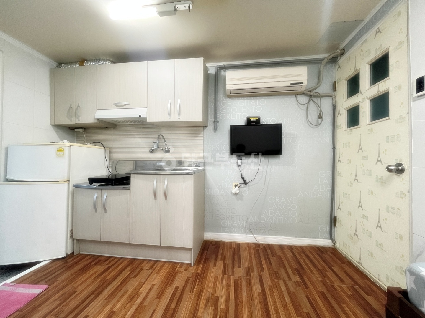 오렌지빌 월세 100 / 13 | 당근 부동산