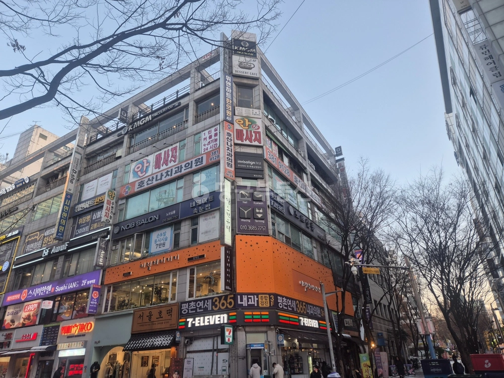 경기도 안양시 동안구 호계동 상가 사진 1