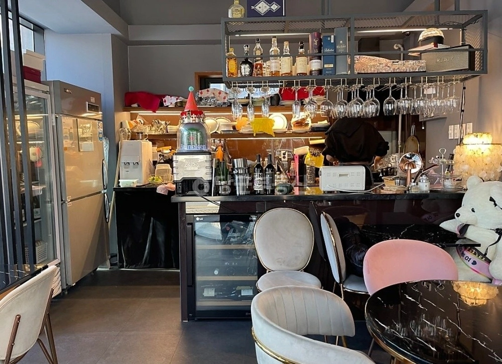 서울특별시 강남구 논현동 상가 사진 1
