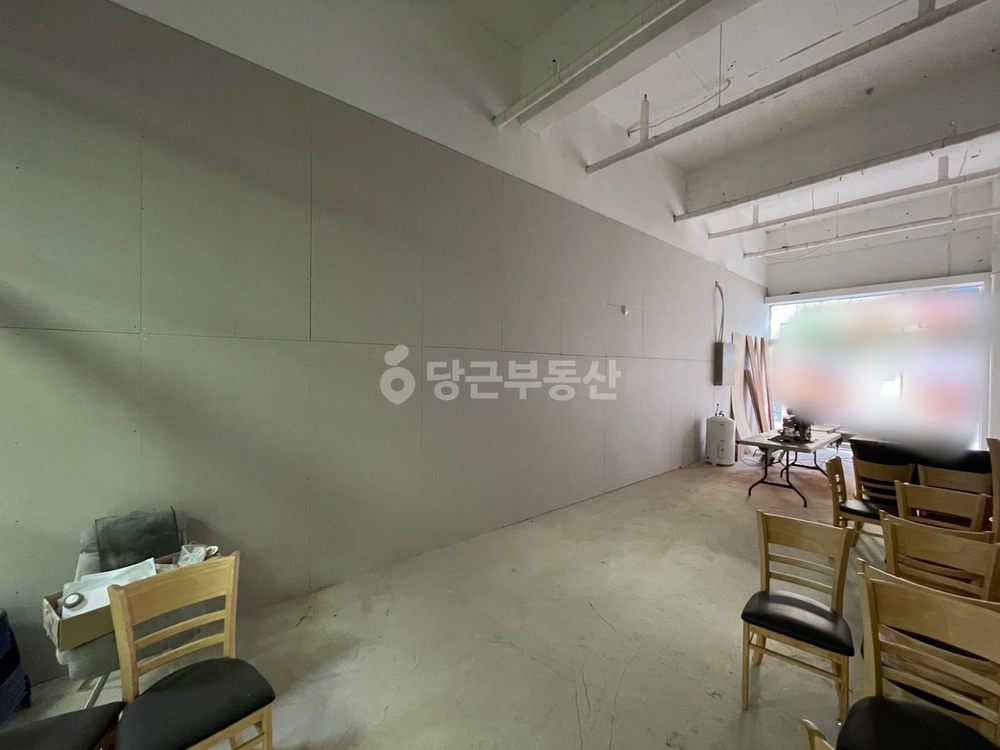 충청남도 천안시 서북구 불당동 상가 사진 1