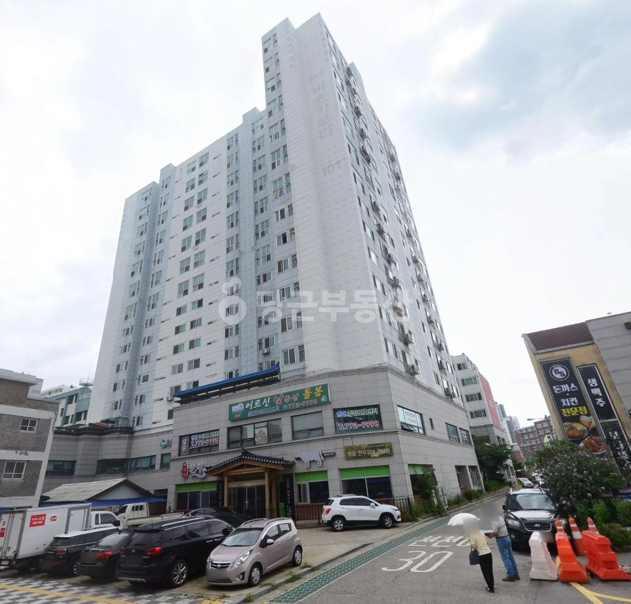 인천광역시 제물포구 송림동 아파트 사진 1