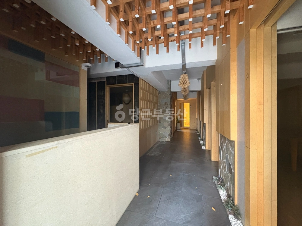 서울특별시 강남구 논현동 상가 사진 1