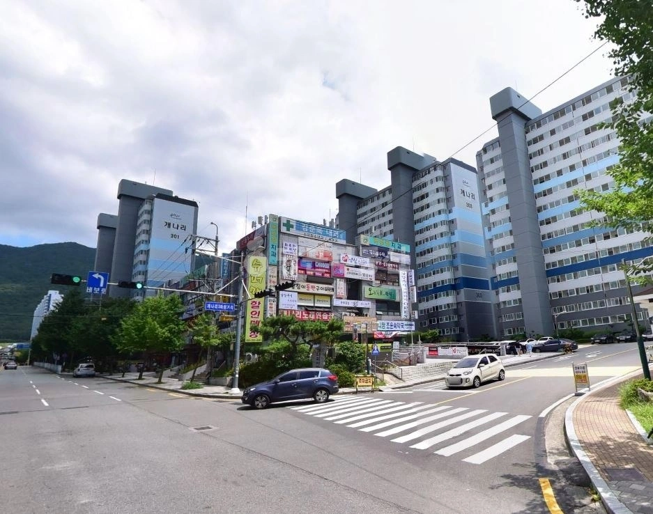 경상남도 창원시 성산구 남양동 상가 사진 1