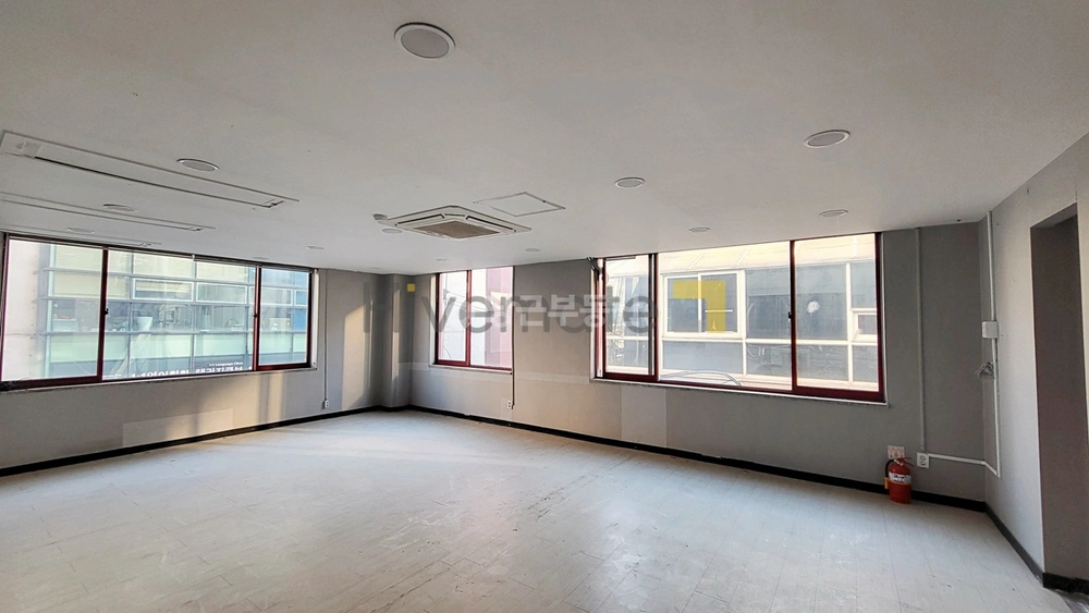 서울특별시 강남구 역삼동 사무실 사진 1