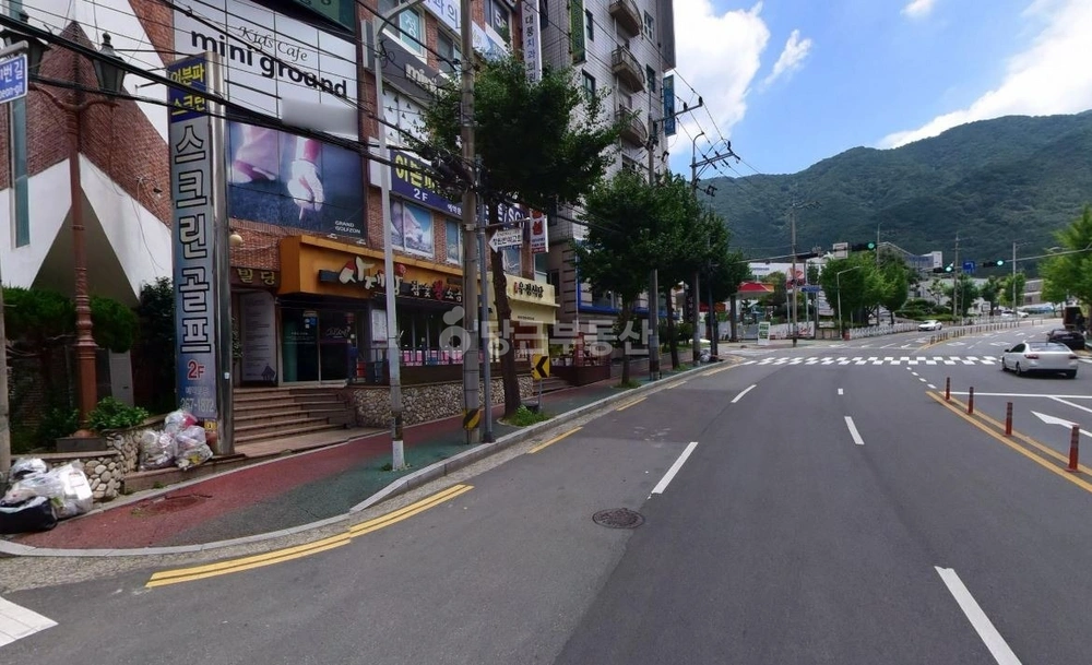 경상남도 창원시 성산구 대방동 상가 사진 1
