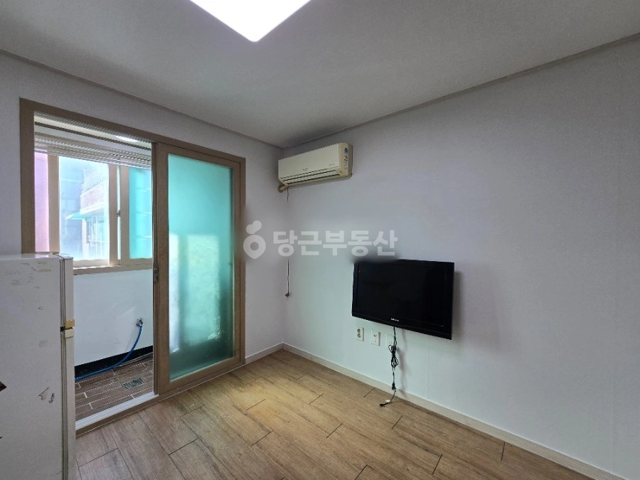 대전광역시 서구 용문동 원룸 사진 1