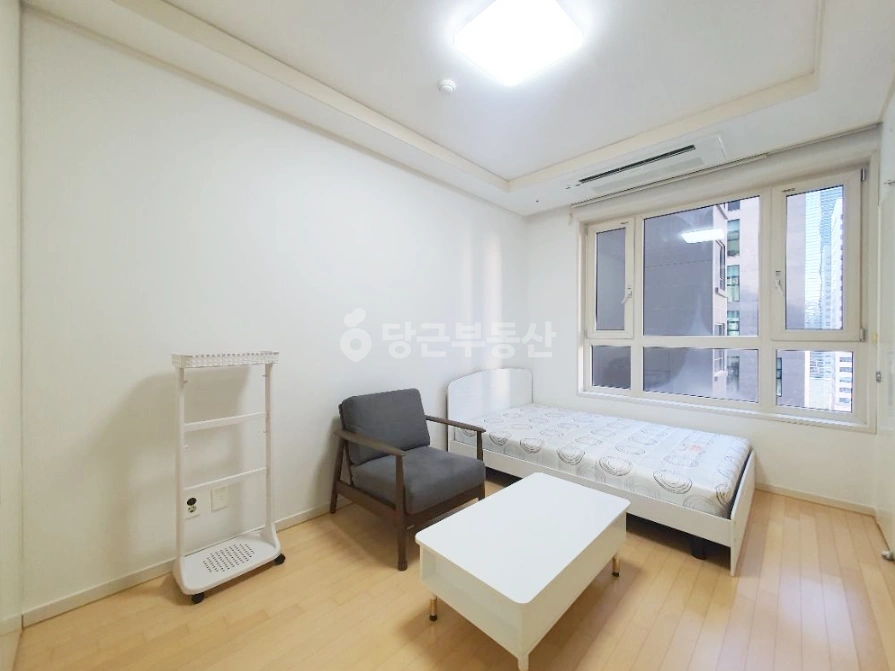 서울특별시 강남구 역삼동 오피스텔 사진 1