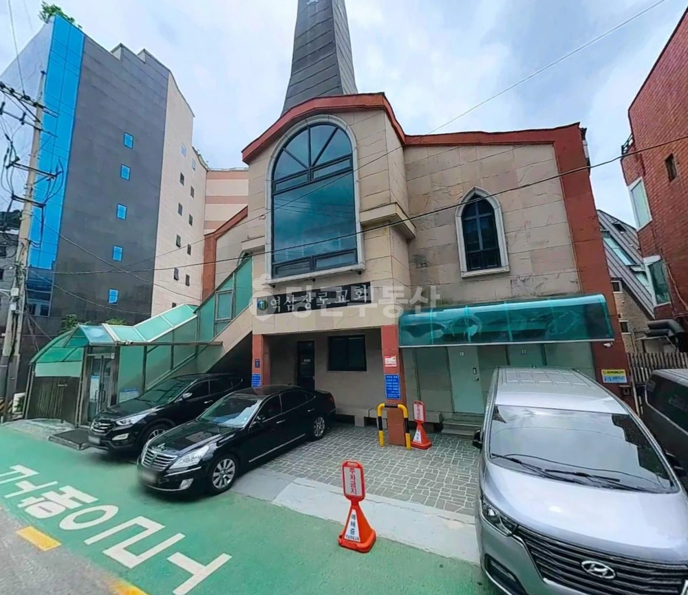 서울특별시 강남구 역삼동 건물 사진 1