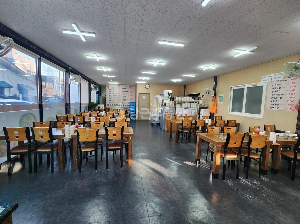 전남광주통합특별시 북구 용봉동 상가 사진 1