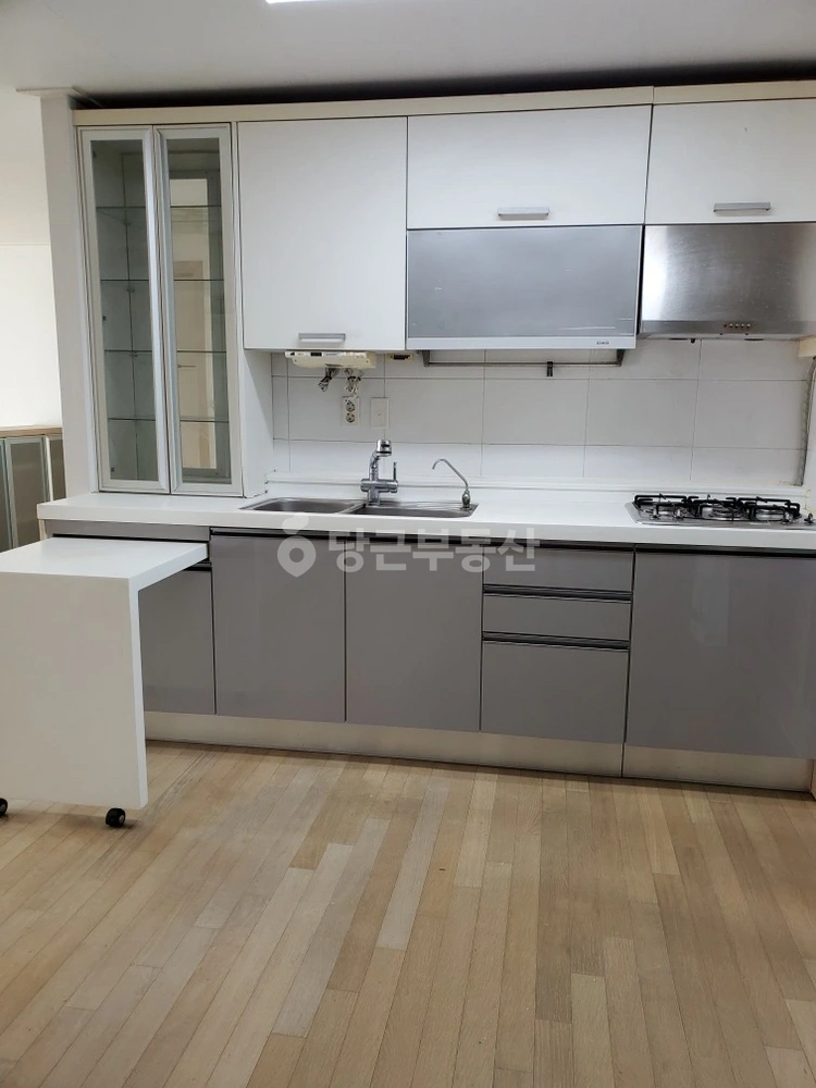 부산광역시 사하구 장림동 아파트 사진 1