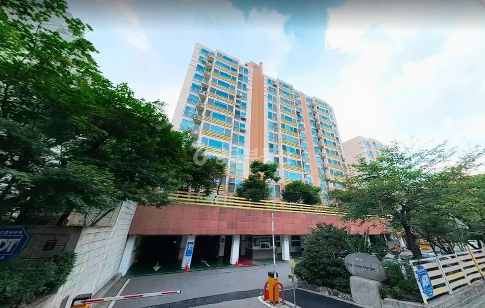 서울특별시 강남구 청담동 아파트 사진 1
