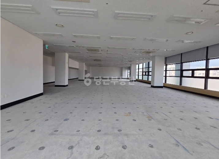 충청남도 천안시 서북구 성정동 상가 사진 1