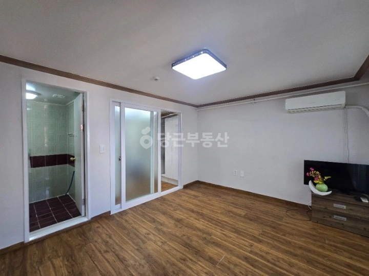 대전광역시 서구 탄방동 원룸 사진 1