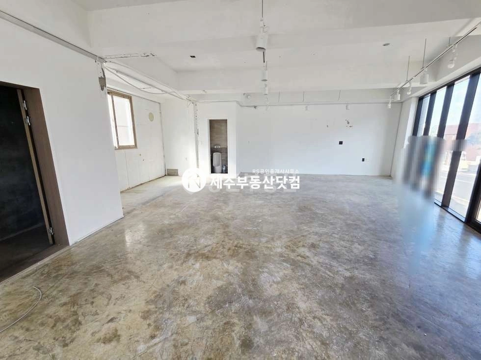 제주특별자치도 제주시 한림읍 상가 사진 1