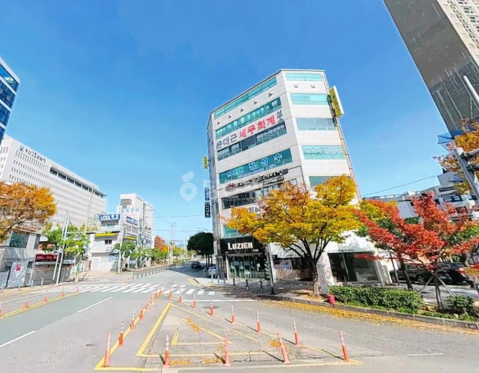 부산광역시 연제구 거제동 상가 사진 1