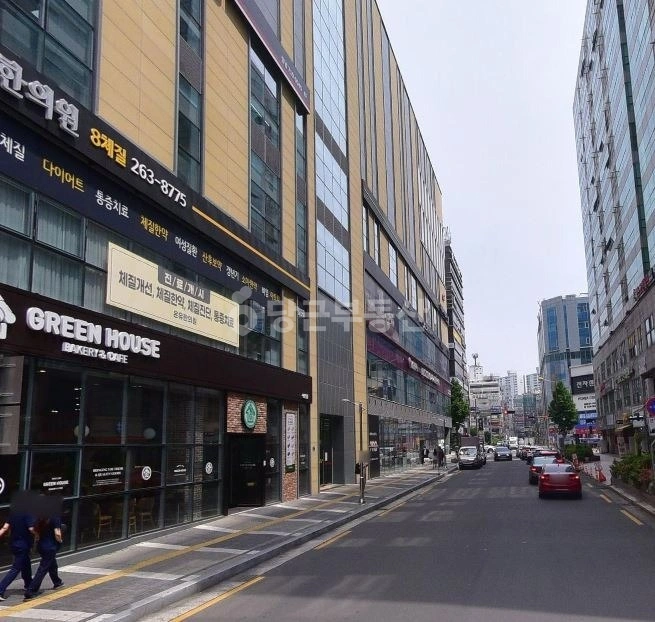 경상남도 창원시 성산구 상남동 상가 사진 1