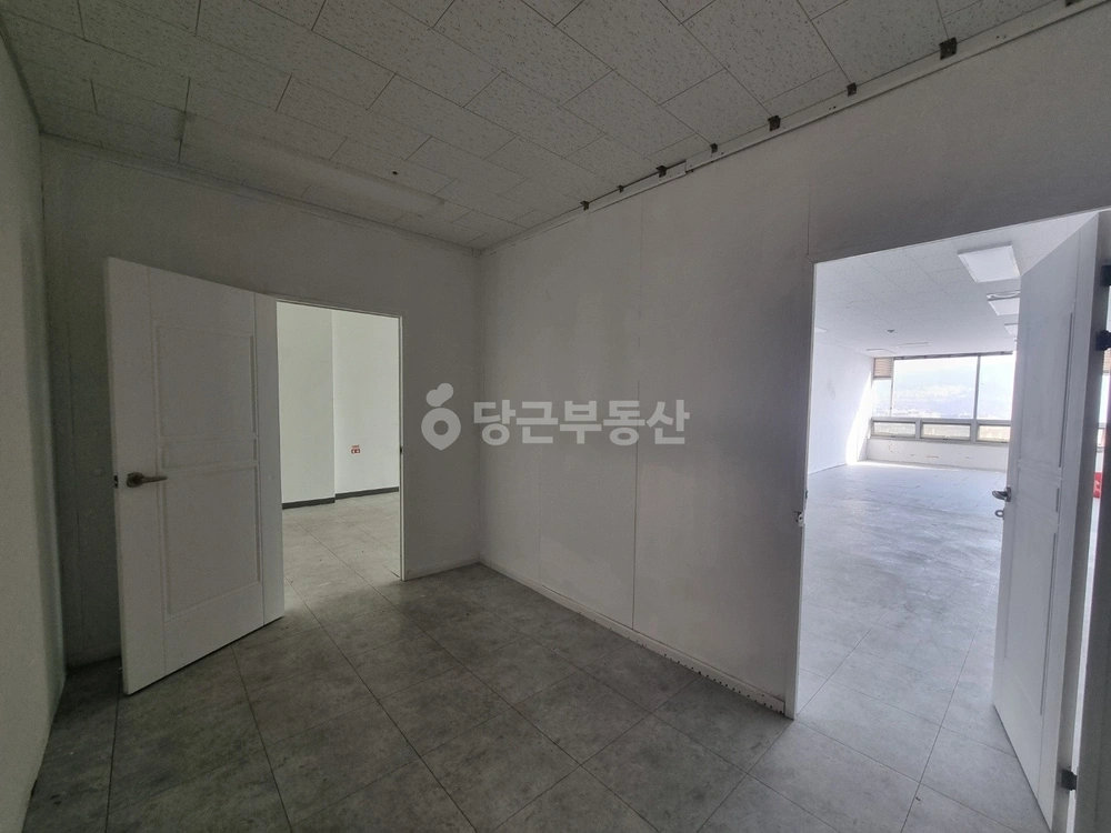 경기도 파주시 야당동 상가 사진 1