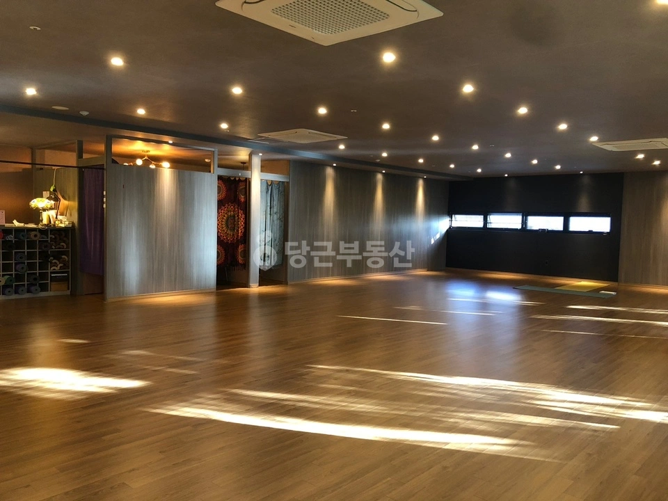 대구광역시 수성구 신매동 상가 사진 1