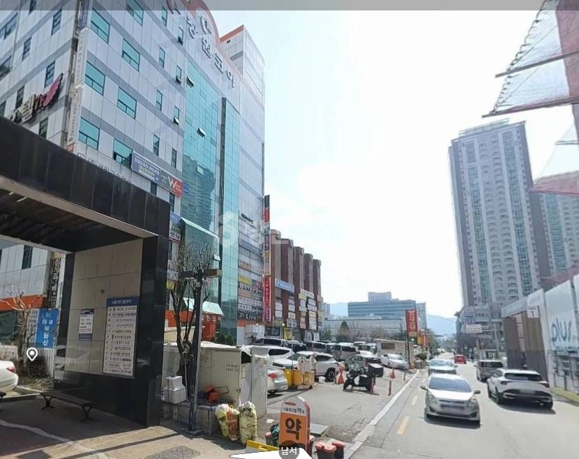 경상남도 창원시 성산구 상남동 상가 사진 1