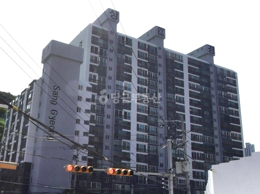 부산광역시 남구 우암동 아파트 사진 1