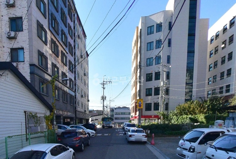 경기도 수원시 영통구 매탄동 건물 사진 1
