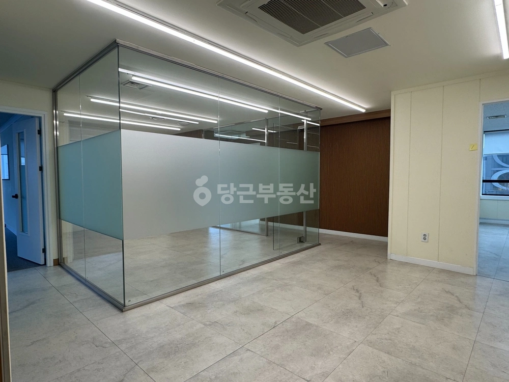 서울특별시 강남구 신사동 사무실 사진 1