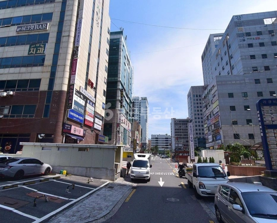 경상남도 창원시 성산구 상남동 상가 사진 1