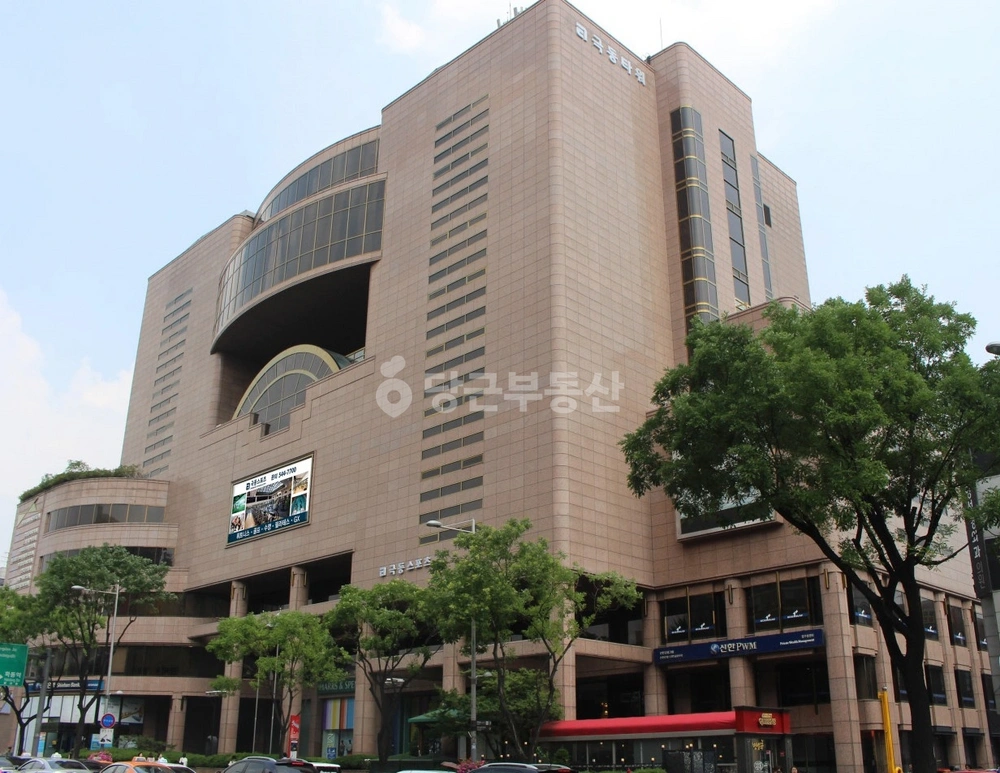 서울특별시 강남구 신사동 상가 사진 1