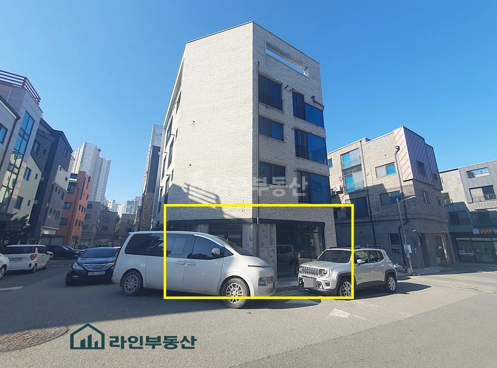 대전광역시 서구 관저동 상가 사진 1