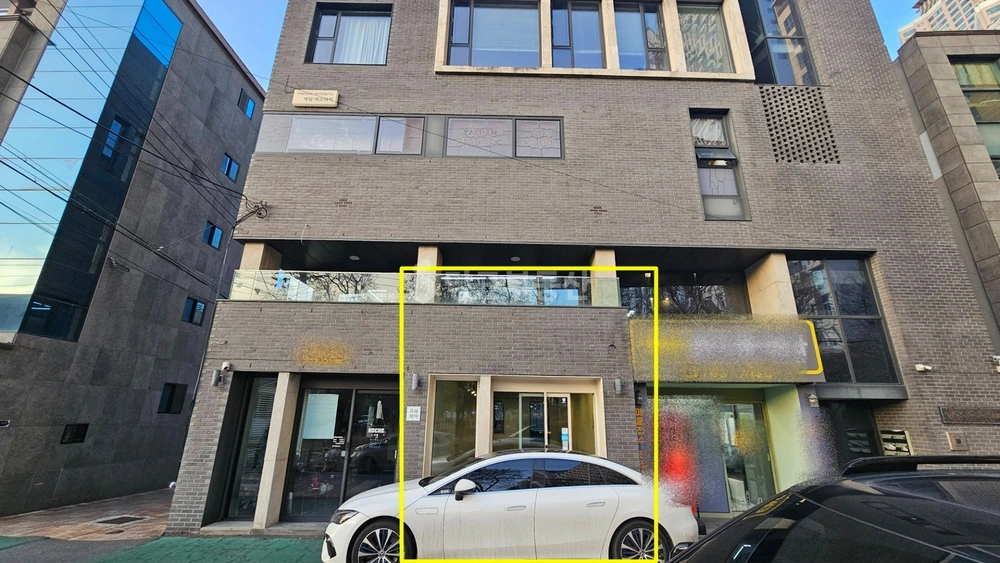 대구광역시 수성구 두산동 상가 사진 1