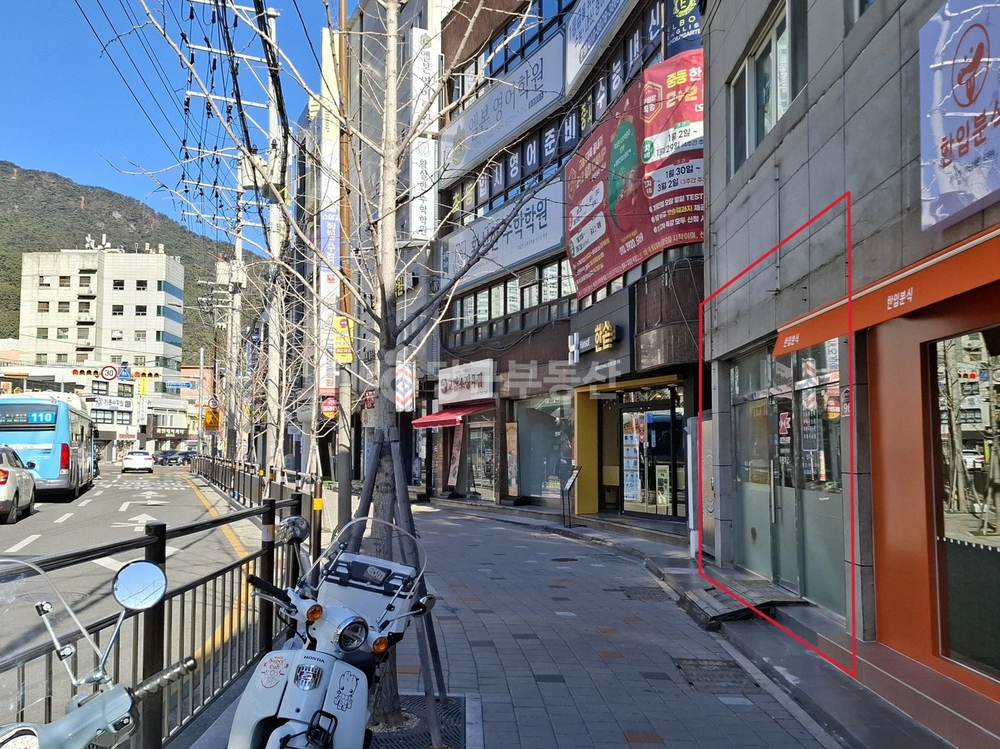 부산광역시 동래구 온천동 상가 사진 1