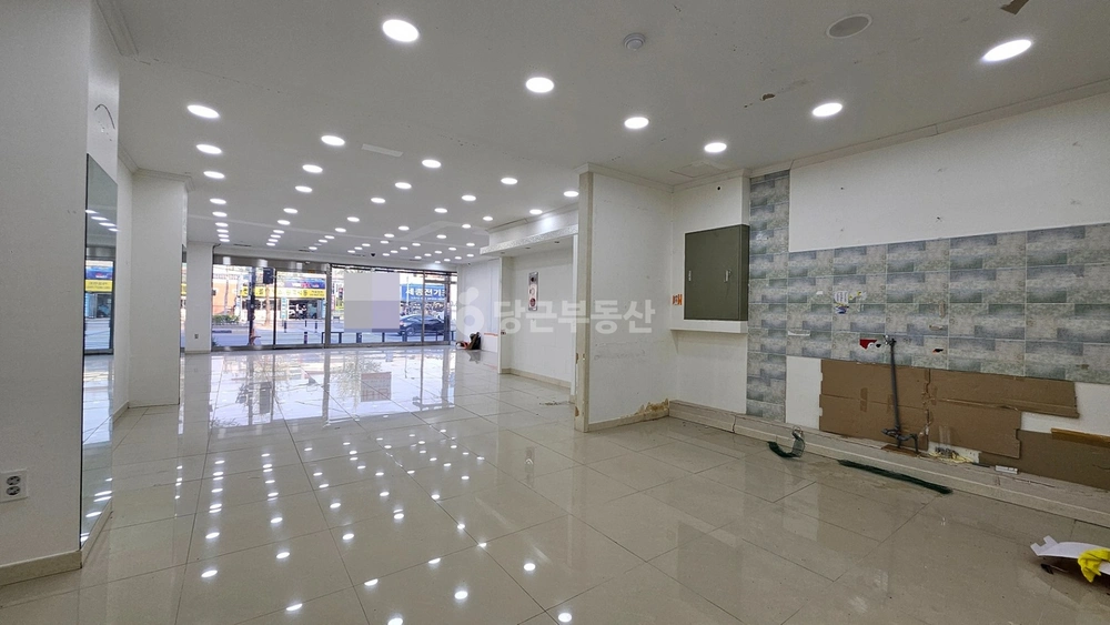 충청남도 천안시 서북구 성정동 상가 사진 1