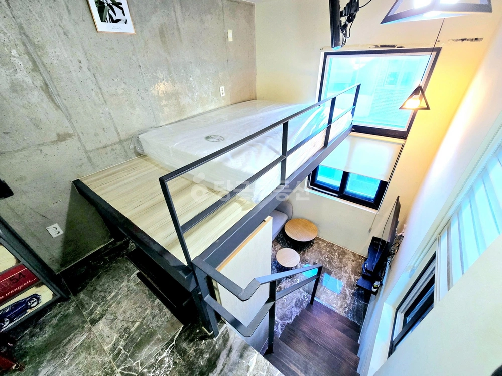서울특별시 강남구 논현동 원룸 사진 1
