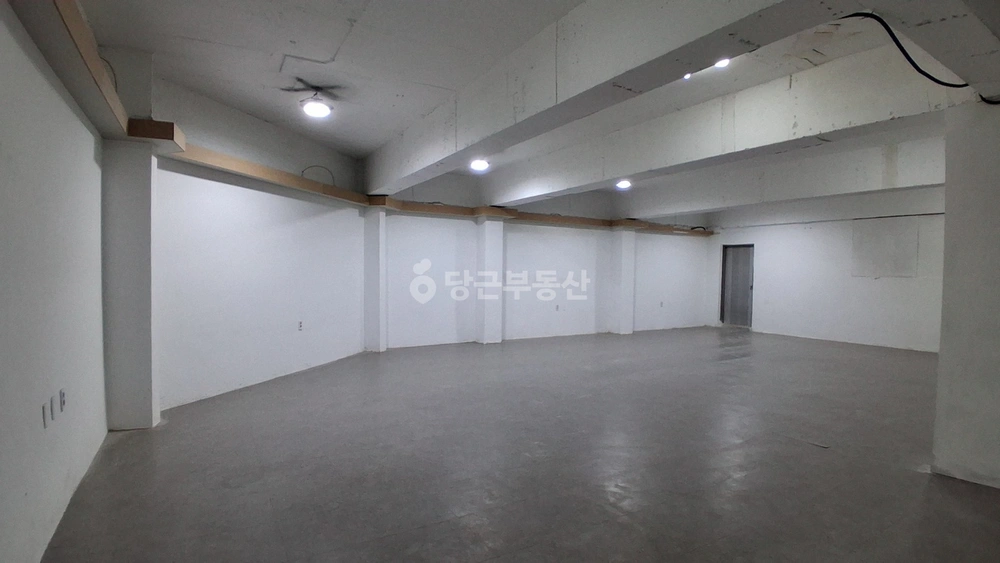 경기도 수원시 영통구 영통동 상가 사진 1
