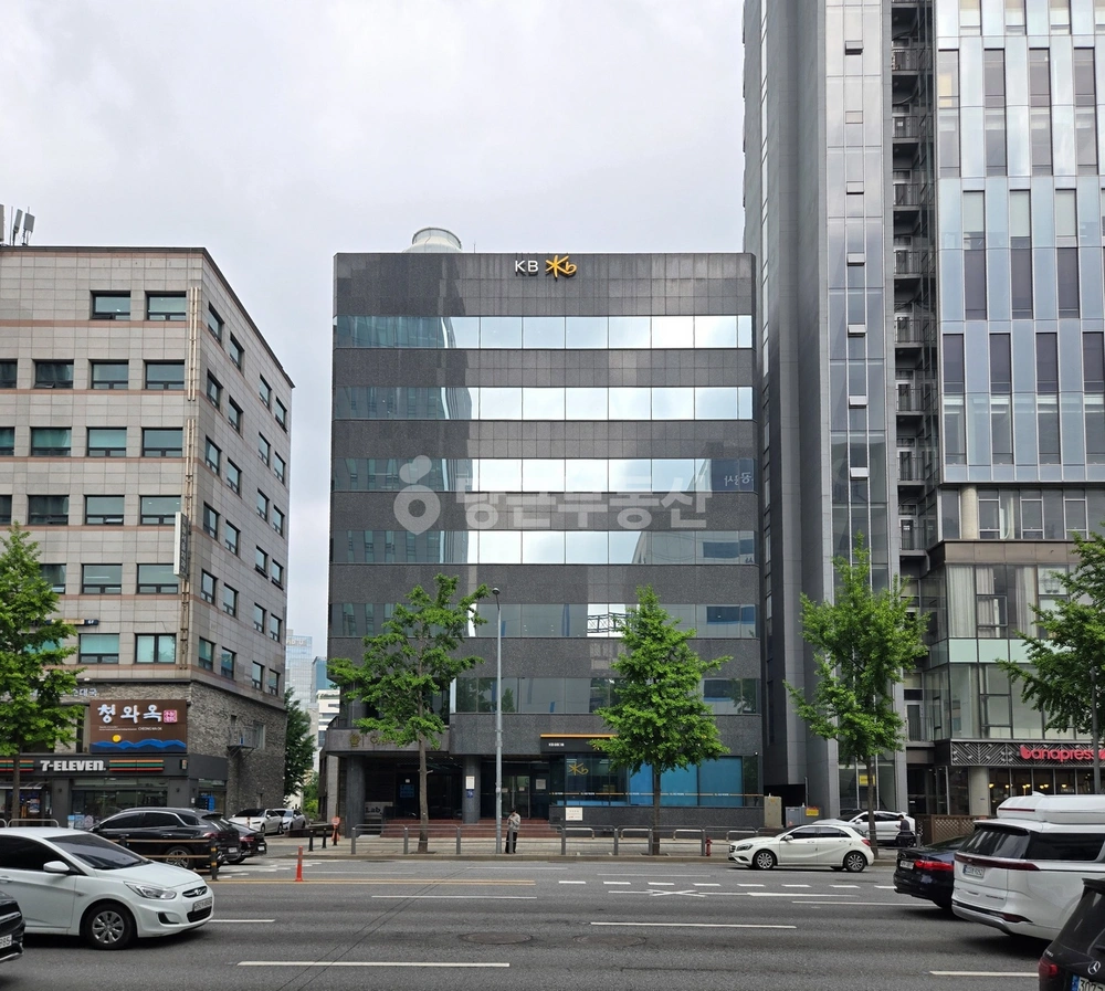서울특별시 강남구 논현동 사무실 사진 1