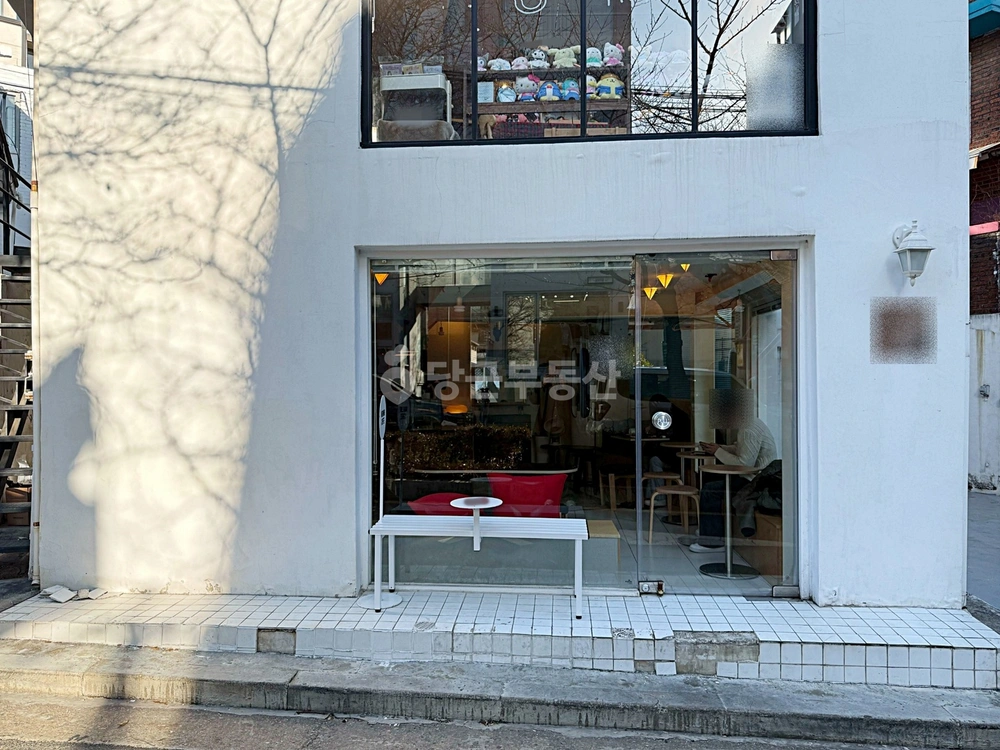 서울특별시 마포구 연남동 상가 사진 1