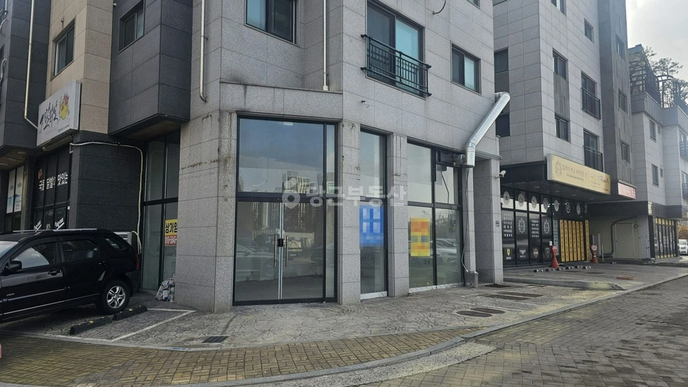 경기도 파주시 와동동 상가 사진 1