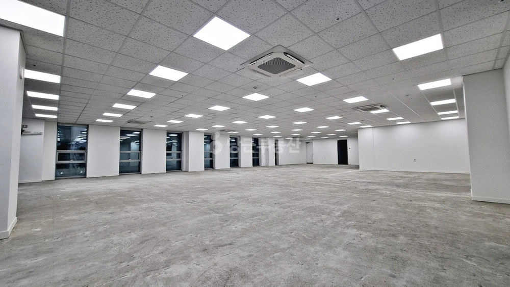 서울특별시 강남구 역삼동 사무실 사진 1