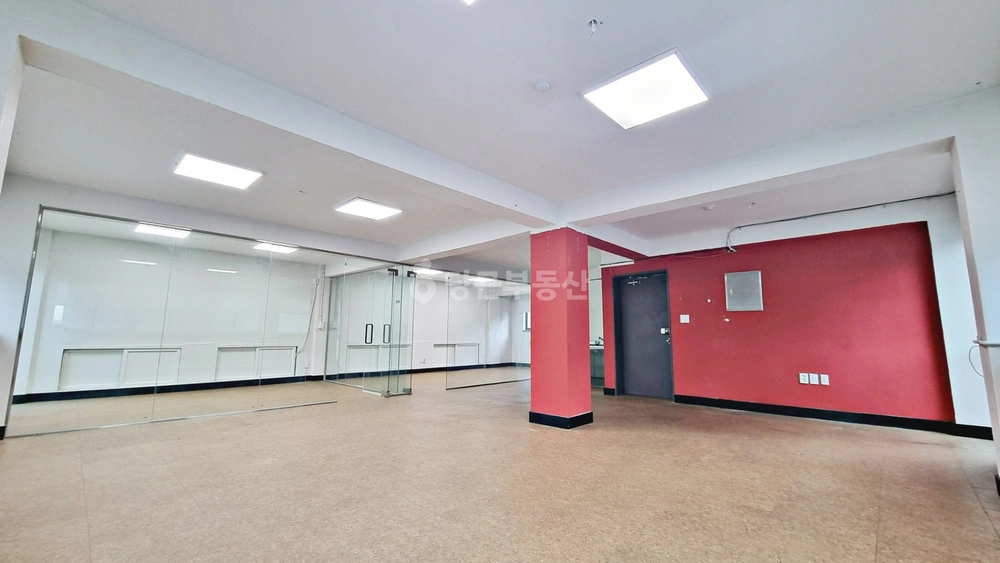 서울특별시 강남구 역삼동 사무실 사진 1