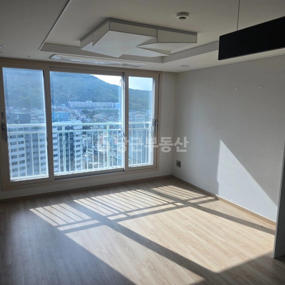 부산광역시 부산진구 범천동 아파트 사진 1