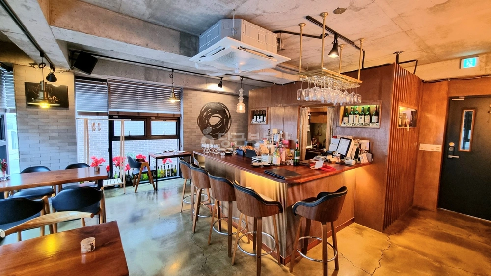 서울특별시 강남구 역삼동 상가 사진 1