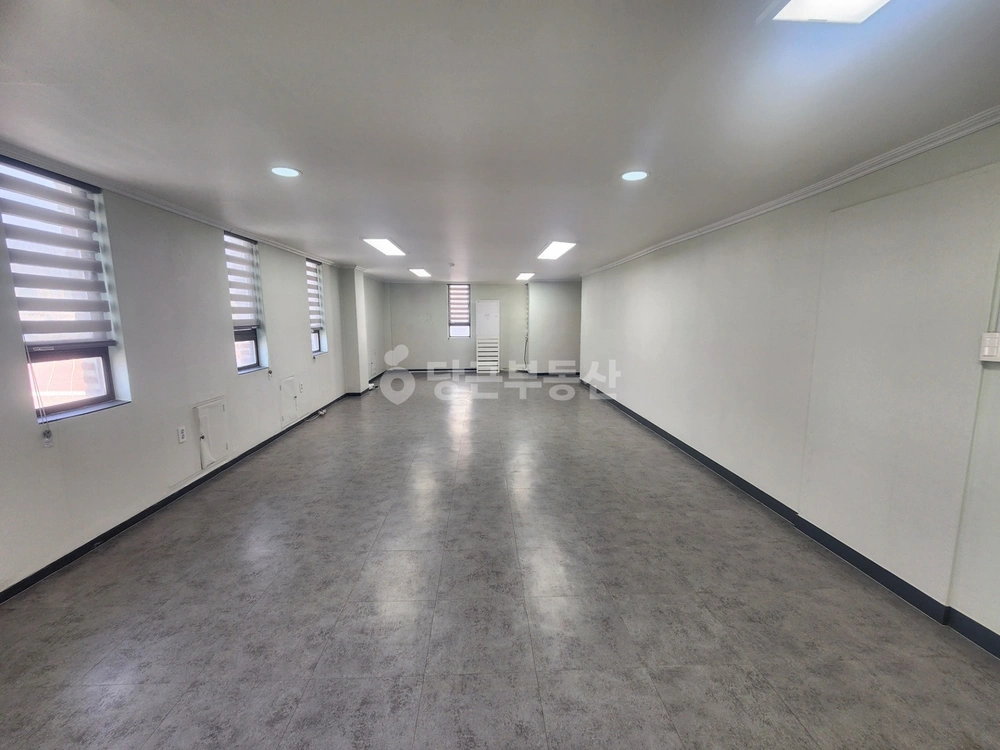 부산광역시 남구 대연동 사무실 사진 1