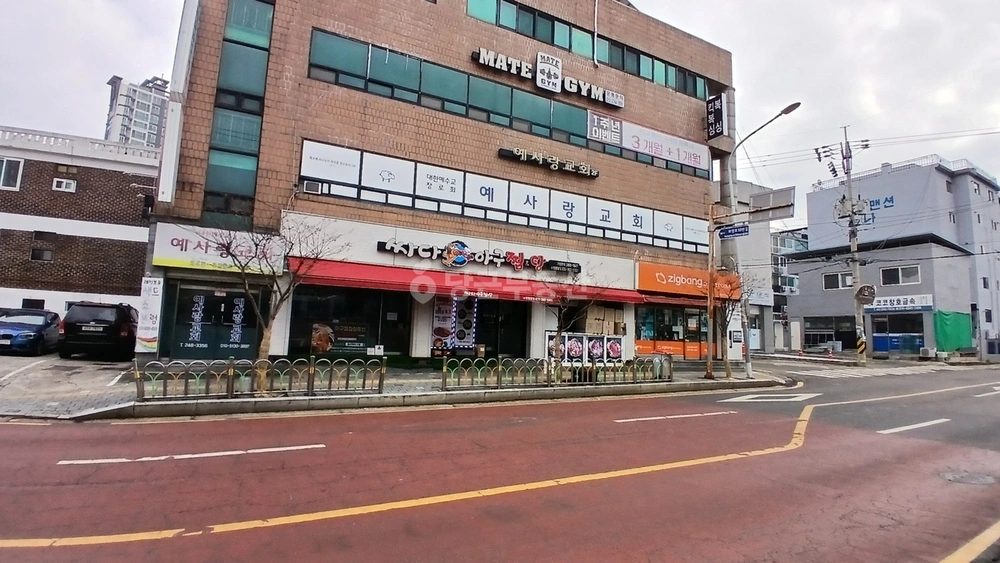 경기도 수원시 팔달구 화서동 상가 사진 1