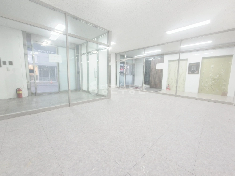 경기도 수원시 권선구 권선동 상가 사진 1