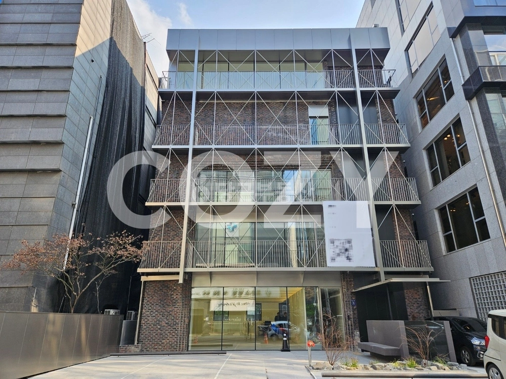 서울특별시 강남구 신사동 상가 사진 1