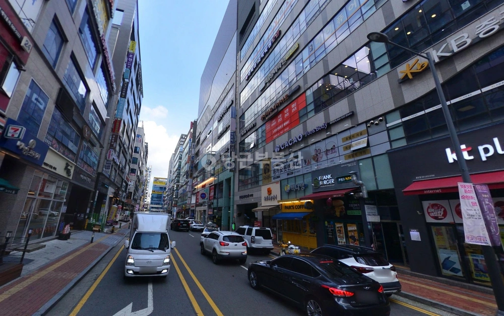 충청남도 천안시 서북구 불당동 상가 사진 1