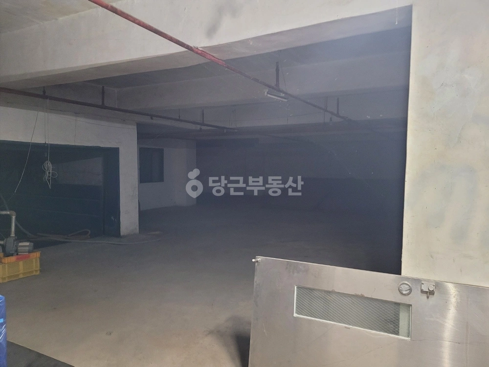 서울특별시 서대문구 창천동 상가 사진 1