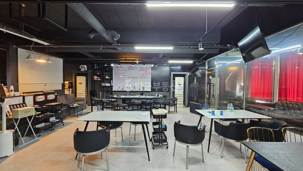 경기도 고양시 일산동구 장항동 상가 사진 1