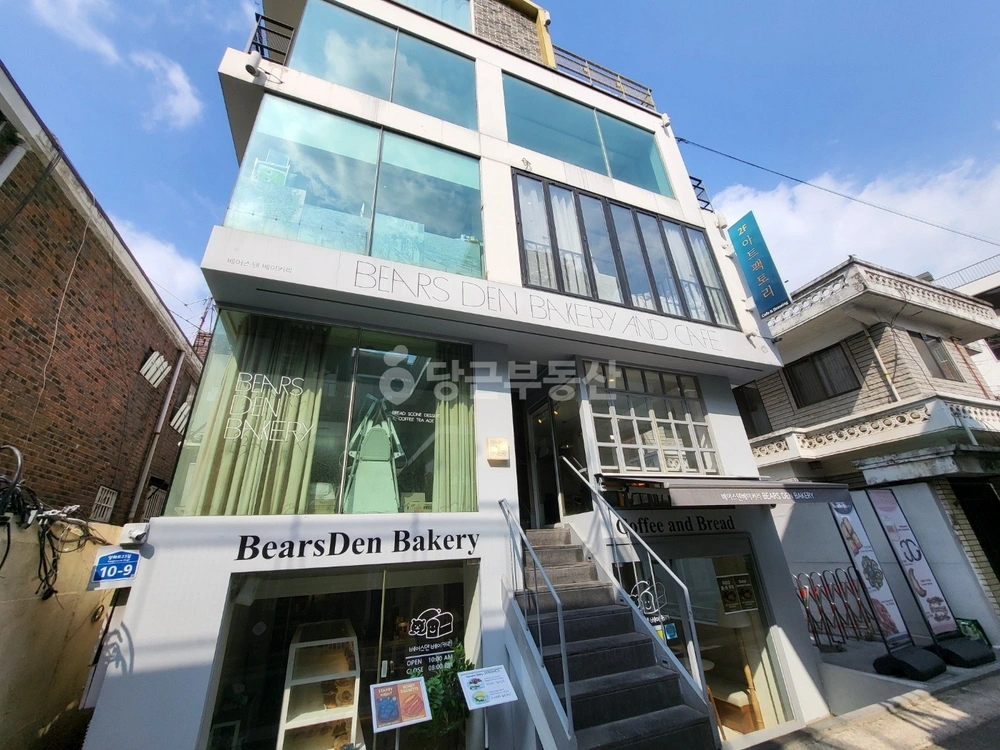 서울특별시 마포구 동교동 상가 사진 1