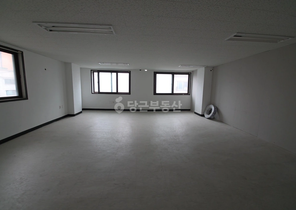 경기도 수원시 권선구 곡반정동 상가 사진 1